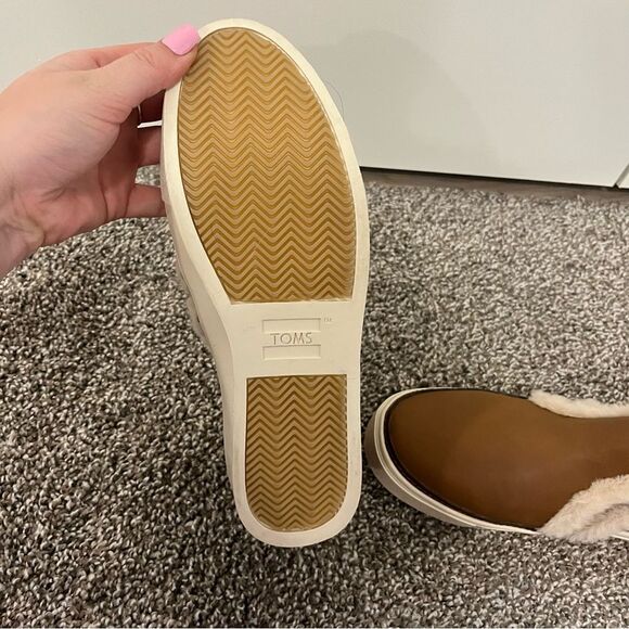 TOMS Bryce Brown Sugar Leather/Faux Fur Size 8 Excellent Condition - Picture 14 of 15
